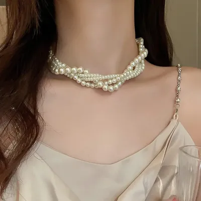 Charming White Twining Pearl Geometric Necklace